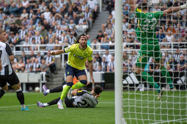 其转会至中 其转会至中